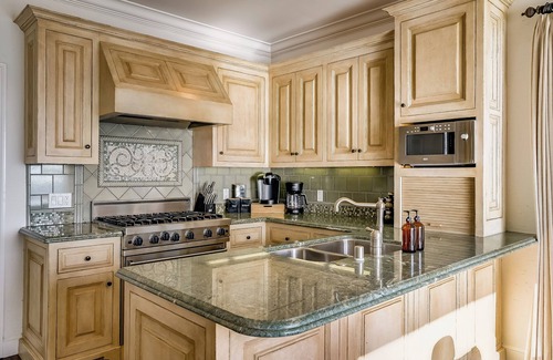 La Jolla House | Luxury, renovated, oceanfront home with incredible deck & ocean views - dog friendly!