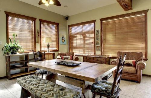 New Braunfels House | Luxury Rental with a Swimming Pool Perfect for Large Groups near Gruene, Texas
