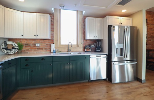 Duluth Apartment | Luxury Residential Suite Duluth Press 203