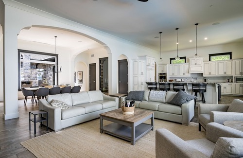 Big Bay Cottage | Luxury resort like cottage on southern Georgian Bay
