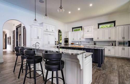 Big Bay Cottage | Luxury resort like cottage on southern Georgian Bay