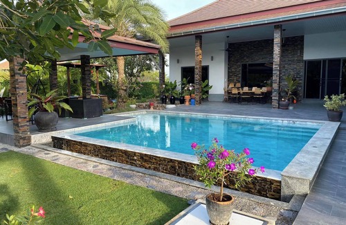 Hin Lek Fai House | Luxury resort Siri Thai Lodges in Thailand, in an oasis of greenery, 5 km from the sea