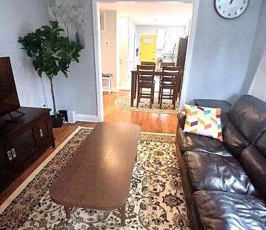 Northeast Bed & Breakfast | Luxury & Restful Private Room in DC
