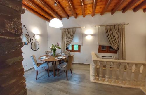 Vourkoti Villa | Luxury Retreat close to Gerolimni and Achla Beach