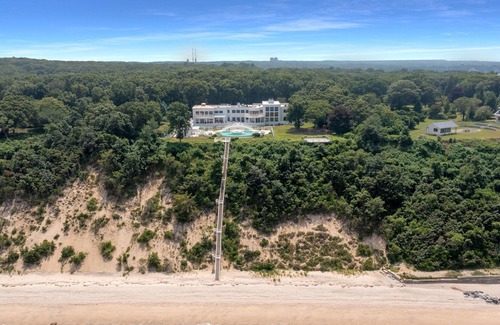Belle Terre Villa | Luxury Retreat Getaway