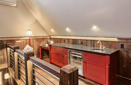 Leland House | Luxury Retreat in Leland, Michigan