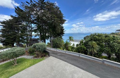 Tindalls Beach House | Luxury retreat overlooking Manly Beach