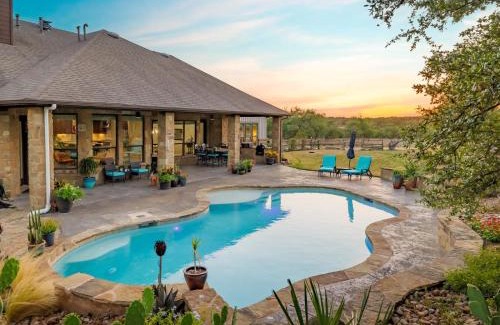Dripping Springs House | Luxury Retreat, POOL, Views, Pets OK, Sleeps 14