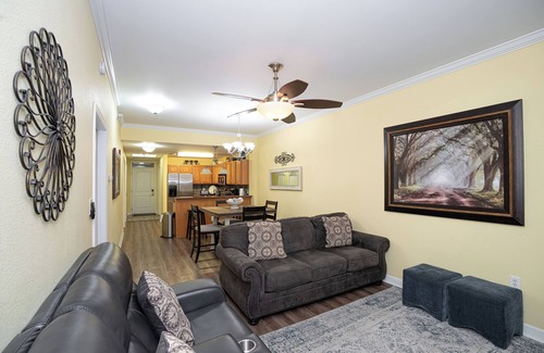 Sevierville Condo | Luxury Riverfront spacious condo in perfect location near Tanger Outlets