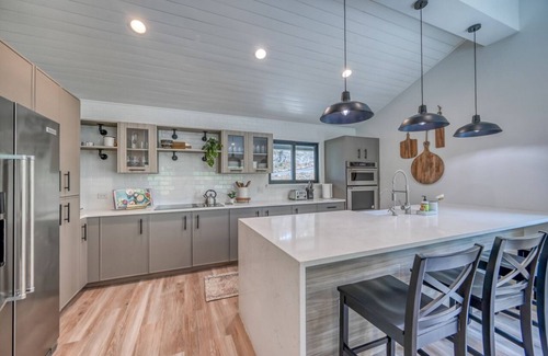 Canyon Lake House | Luxury Riverfront Villa With Firepit & Gameroom!