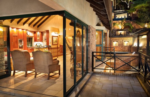 Ballito Villa | Luxury Romantic Balinese Styled Ocean View Villa (Sleeps 10 People)