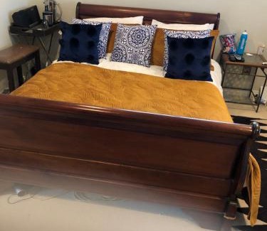 Somerville House | Luxury Room in large House