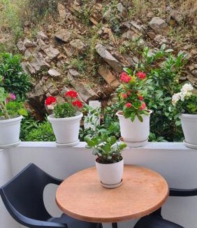 Qafe e Gjashtes House | Luxury Room's by Lika