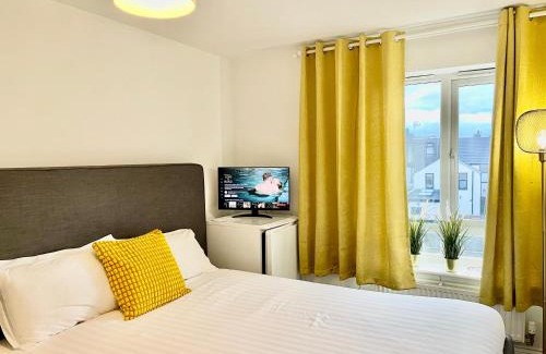 West Thurrock House | Luxury Rooms In Furnished Guests-Only House Free WiFi West Thurrock
