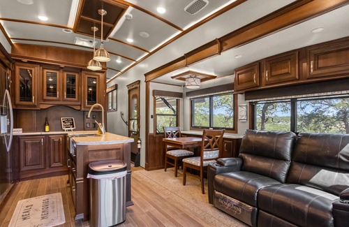 Boerne House | Luxury RV Glamping: Cozy Up in Hill Country
