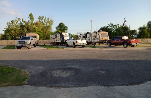 Lake Charles RV Rental | Luxury RV resort with all of Lake Charles must see attractions within 15 miles.