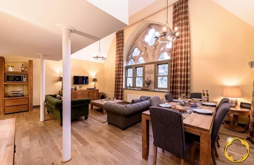 Fort Augustus Apartment | Luxury Self Catering Apartment with Swimming Pool in the Grounds of a Monastery on Loch Ness