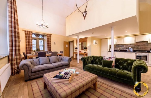 Fort Augustus Apartment | Luxury Self Catering Apartment with Swimming Pool in the Grounds of a Monastery on Loch Ness