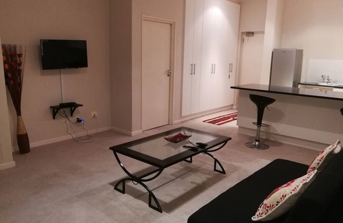 Muizenberg Apartment | Luxury Self-catering Accommodation