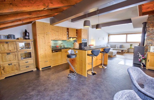Nendaz Apartment | Luxury Ski-In/Ski-out Duplex Apartment 50m to Ski Station. Close to Town centre.
