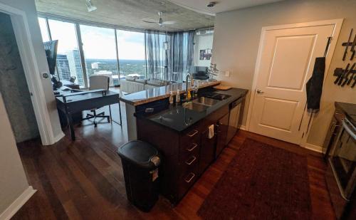 Downtown Orlando Apartment | Luxury Skyrise Penthouse