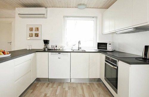 Vrist Strand House | Luxury Spa Retreat by Sea - By Traum Ferienwohnungen