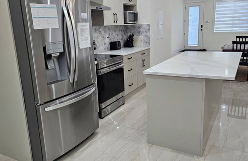Burnaby House | Luxury spacious 4 bedroom family home in central Burnaby.