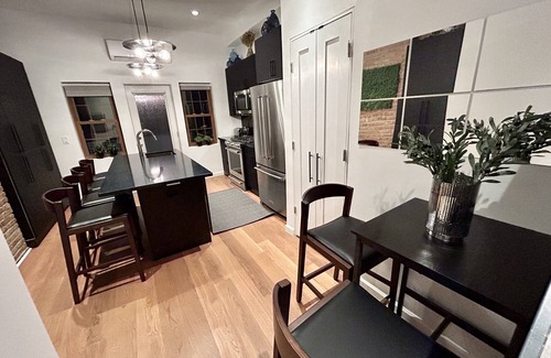 Jersey City House | Luxury stay ~20 min from Manhattan