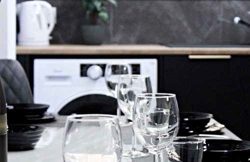 Larnaca Apartment | Luxury Stay directly on Mackenzie Beach