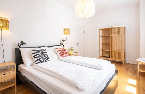 Graz City Centre Apartment | Luxury Stay in City Center with terrace