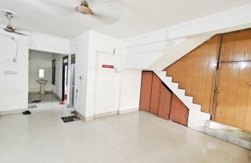 Naini Apartment | Luxury stay near Arail Ghat