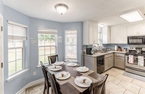 Madison House | Luxury Stay - Office-Pet's Welcone!