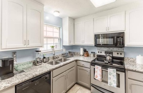 Madison House | Luxury Stay - Office-Pet's Welcone!