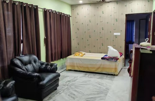 Mukundapur Apartment | Luxury stay on budget