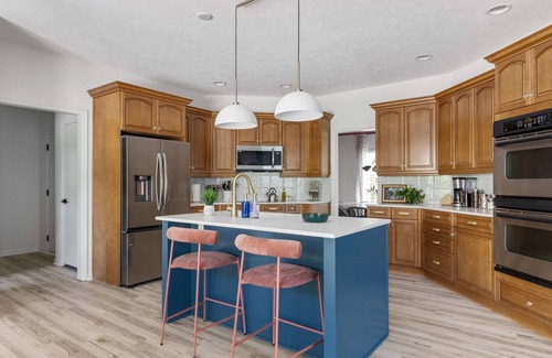 West Omaha House | Luxury Stay, Prime Spot, Games & Saltwater Pool!