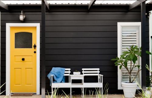 Salamander Bay House | Luxury Stay with Private Heated Pool in Salamander Bay