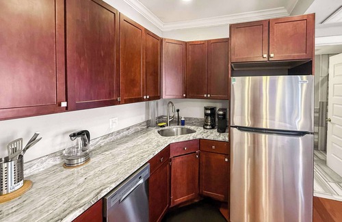 Northern Liberties Apartment | Luxury Studio | 2 Beds | Northern Liberties
