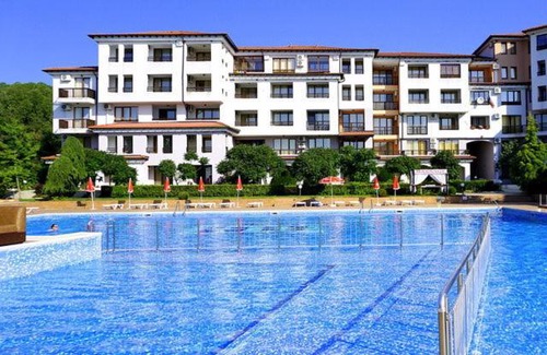 Osenovo Apartment | Luxury Studio at Harmony Hills
