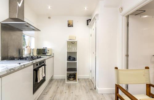 Nottingham Apartment | Luxury Studio with Free Parking