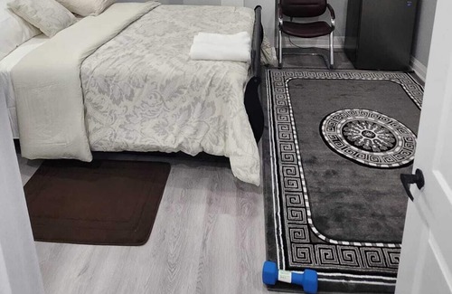 Brampton Apartment | Luxury Suite