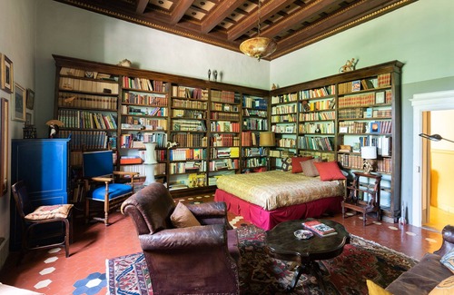 Grassina Bed & Breakfast | Luxury Suite in Renaissance Villa