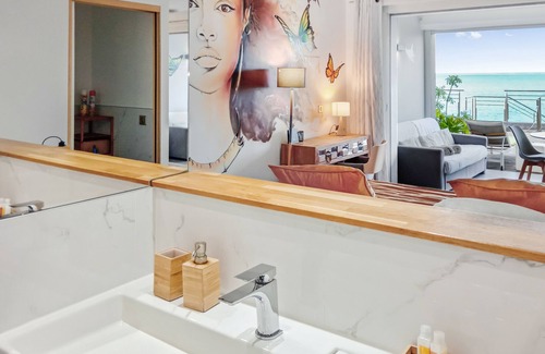 Grand Case Apartment | Luxury Suite located in the heart of Grand Case Residence Bleu Marine