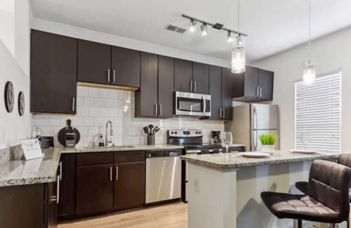 Loring Heights Apartment | Luxury Suite Mins. From Brave Stadium & Downtown