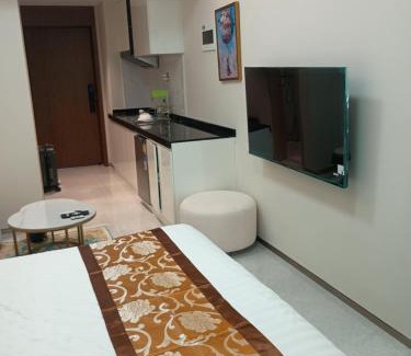 Ruessei Kaev Apartment | Luxury suite with jacuzzi BKK1