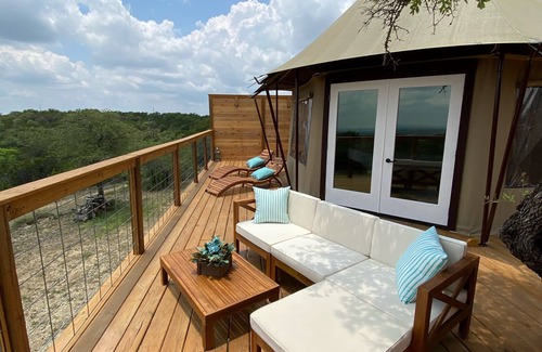 Oatmeal Cabin | Luxury Tent #1 w/hot tub and amazing views