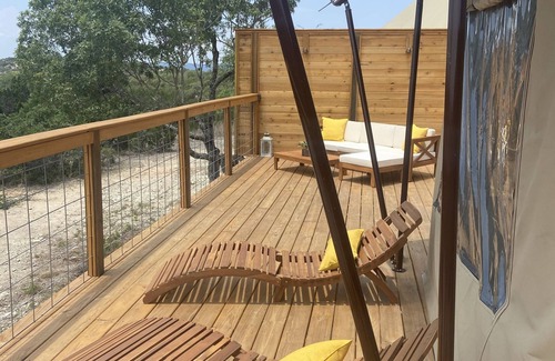 Oatmeal Cabin | Luxury Tent #4 w/outdoor soaking tub and amazing views