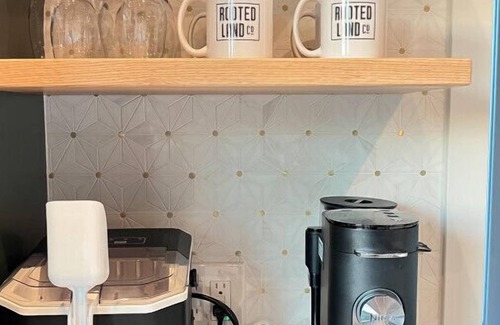 Hood House | Luxury Tiny Home on Large Farm with Mountain & River Views