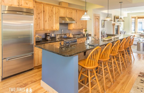Big Sky House | Luxury Town Center Haven! Private Patio with Hot Tub! 15 Min Drive to Resort!