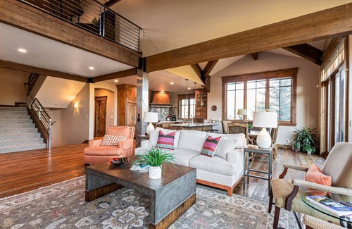 Park Meadows House | Luxury townhome on the golf course with 3 fireplaces, gas grill, & great view