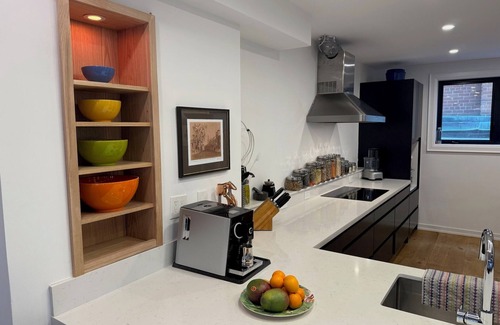 Trinity - Bellwoods House | Luxury Trinity Bellwoods 4 bedroom House